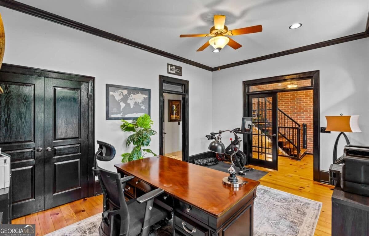5 bedroom, 4 bathroom, 3,890 sq ft townhouse for rent at 5512 Glenridge Drive K, Atlanta, GA 30342 for $5,000 a month — photo 10