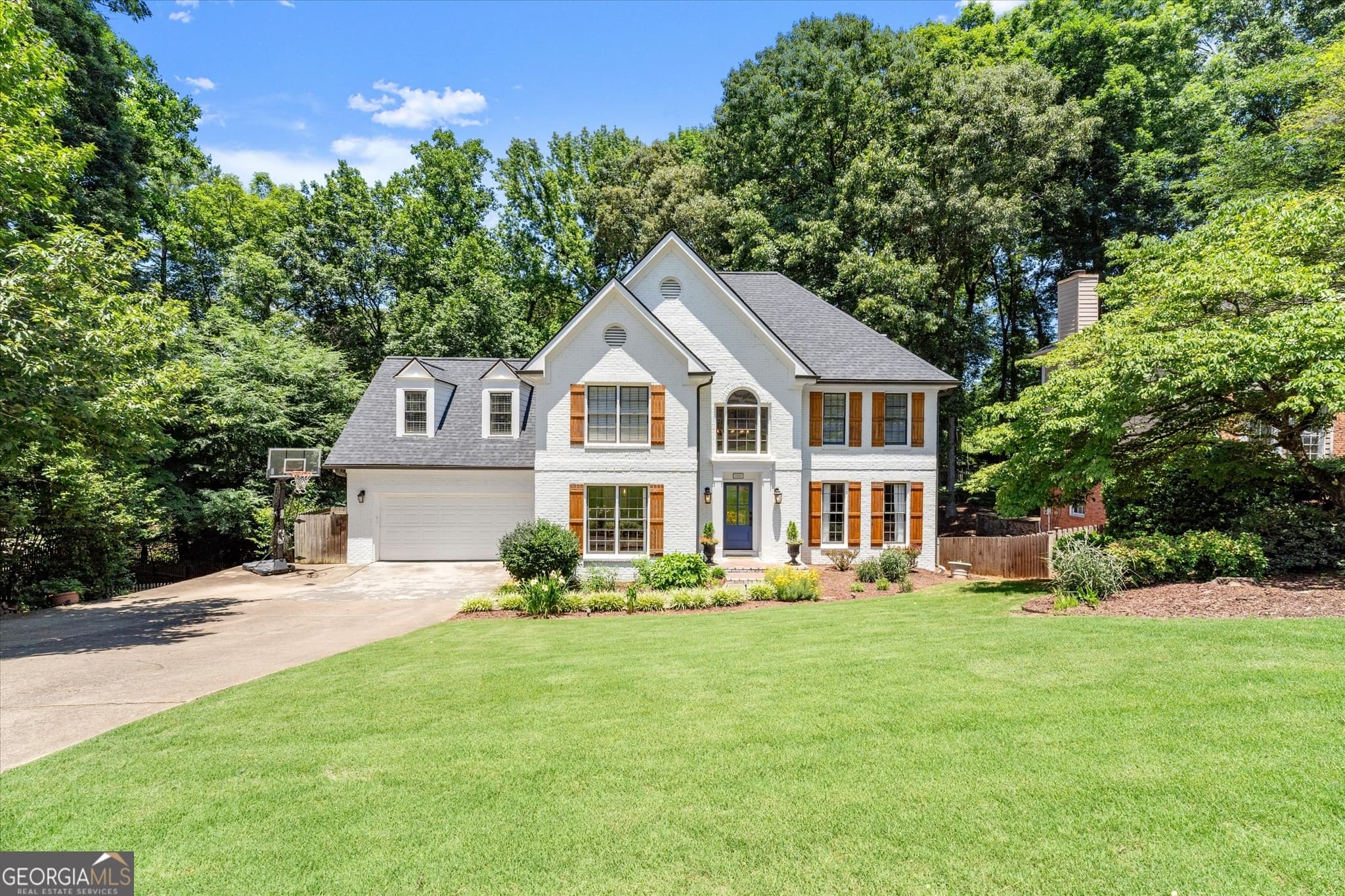 5 bedroom, 3 bathroom, 3,842 sq ft single family residence sold at 2695 Arbor Summit, Marietta, GA 30066