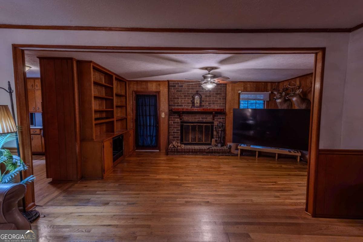 3 bedroom, 2 bathroom, 1,808 sq ft single family residence for sale at 5873 Button Gwinnett Place, Norcross, GA 30093 — photo 8
