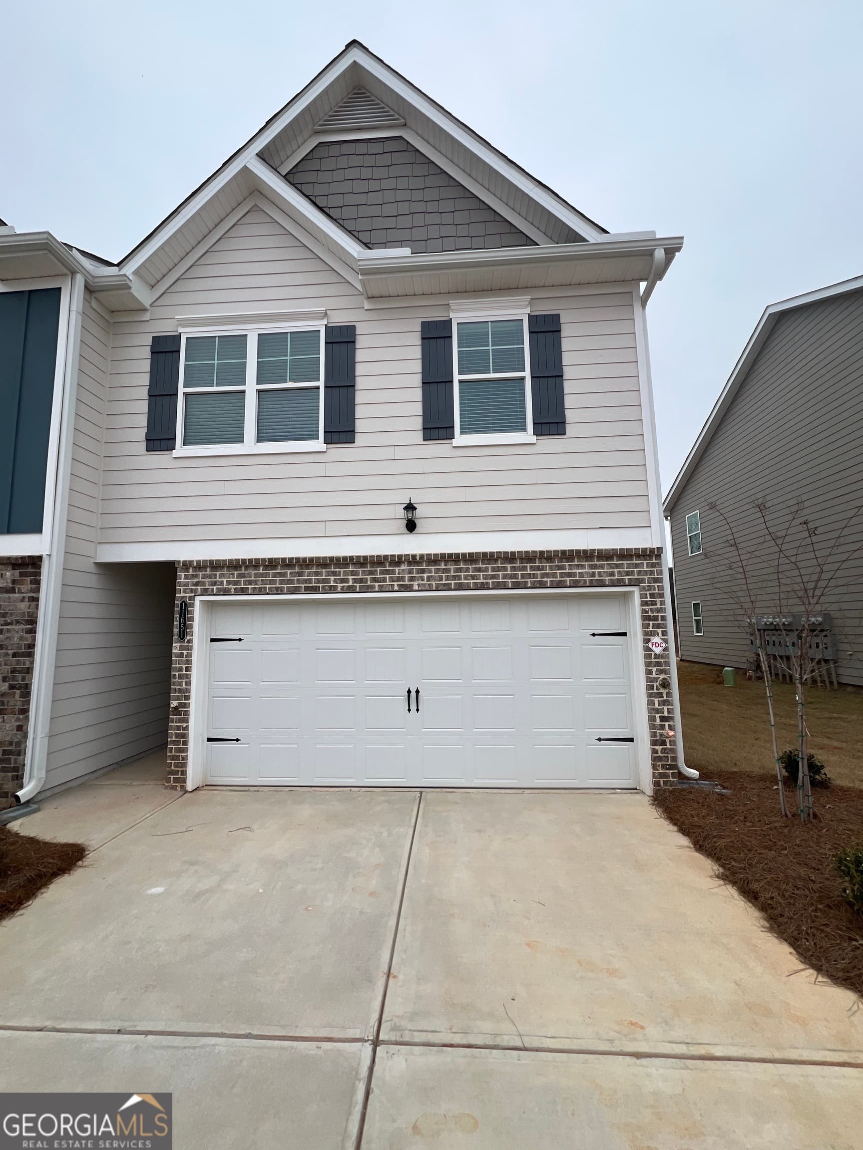 3 bedroom, 2.5 bathroom, 1,568 sq ft townhouse for rent at 11651 Chatham Drive, Hampton, GA 30228 for $2,275 a month