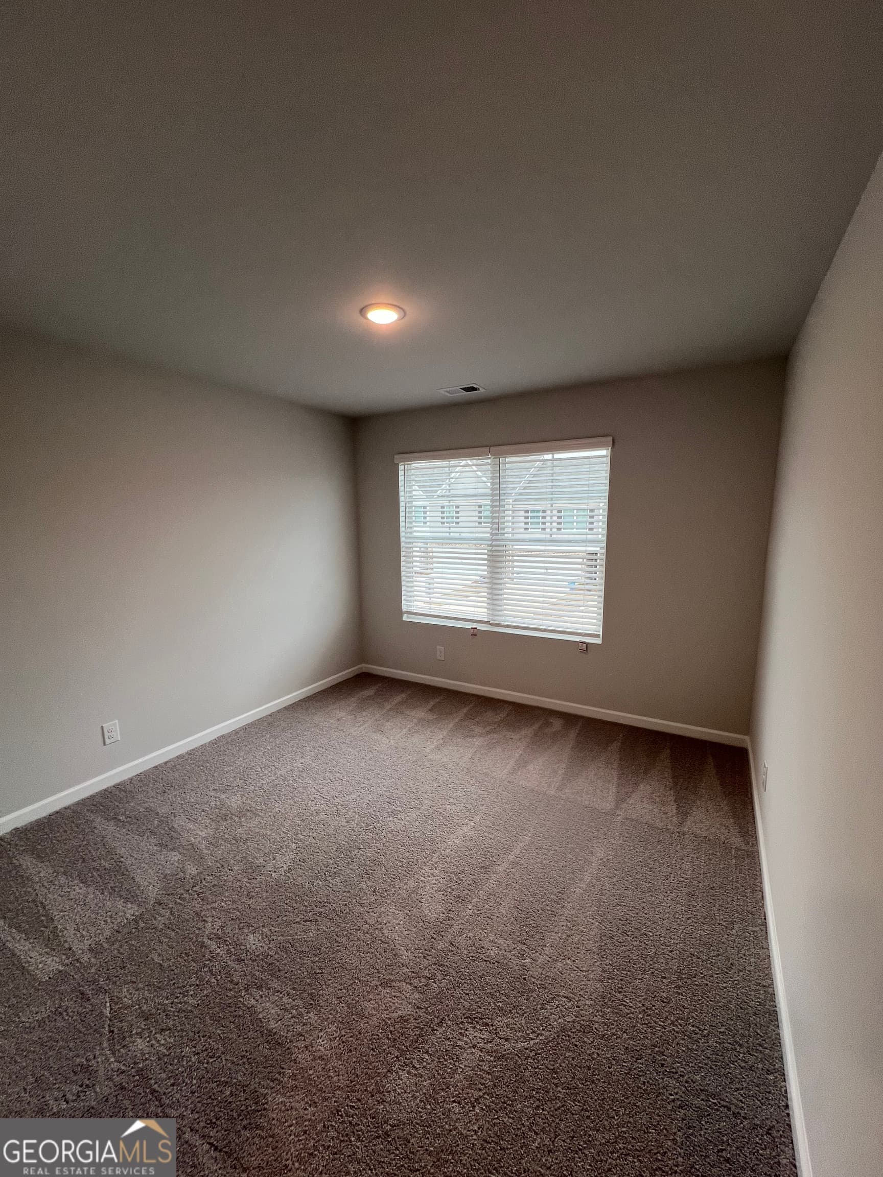 3 bedroom, 2.5 bathroom, 1,568 sq ft townhouse for rent at 11651 Chatham Drive, Hampton, GA 30228 for $2,275 a month — photo 5