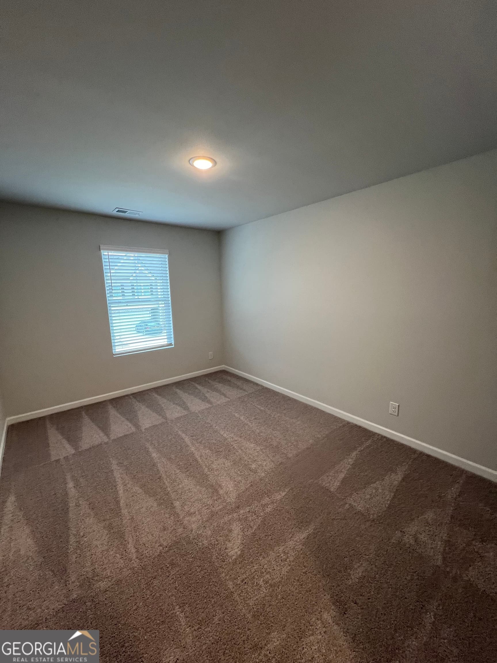 3 bedroom, 2.5 bathroom, 1,568 sq ft townhouse for rent at 11651 Chatham Drive, Hampton, GA 30228 for $2,275 a month — photo 4
