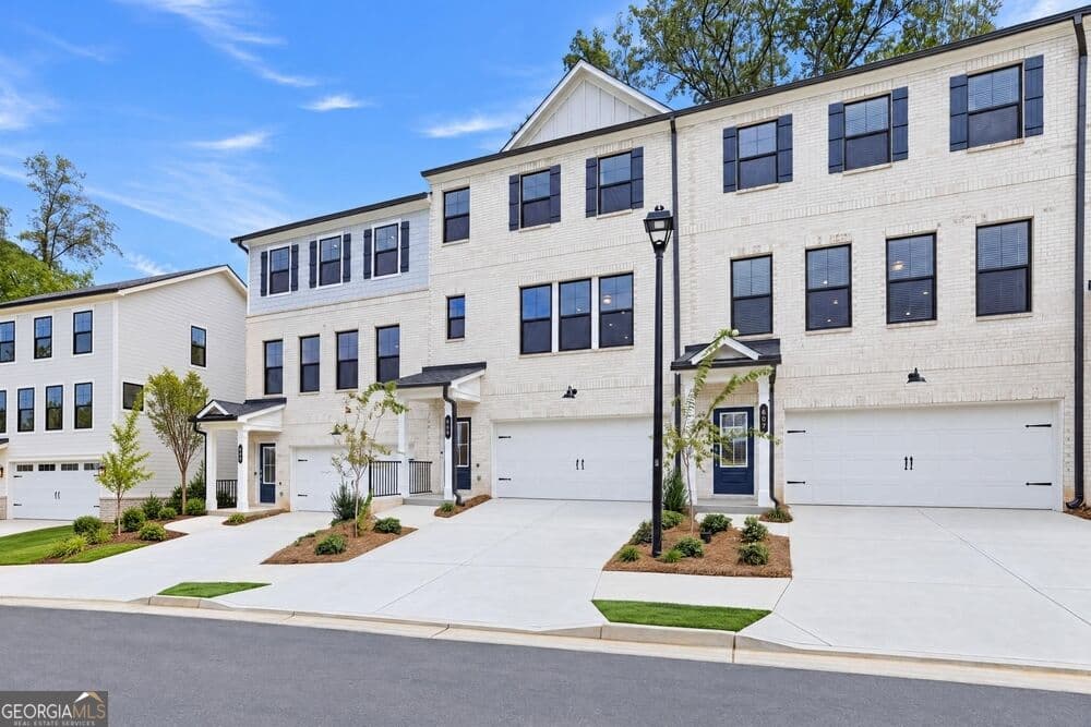 3 bedroom, 3.5 bathroom, 1,967 sq ft townhouse for sale at 611 Rose Hill Lane, Lawrenceville, GA 30044