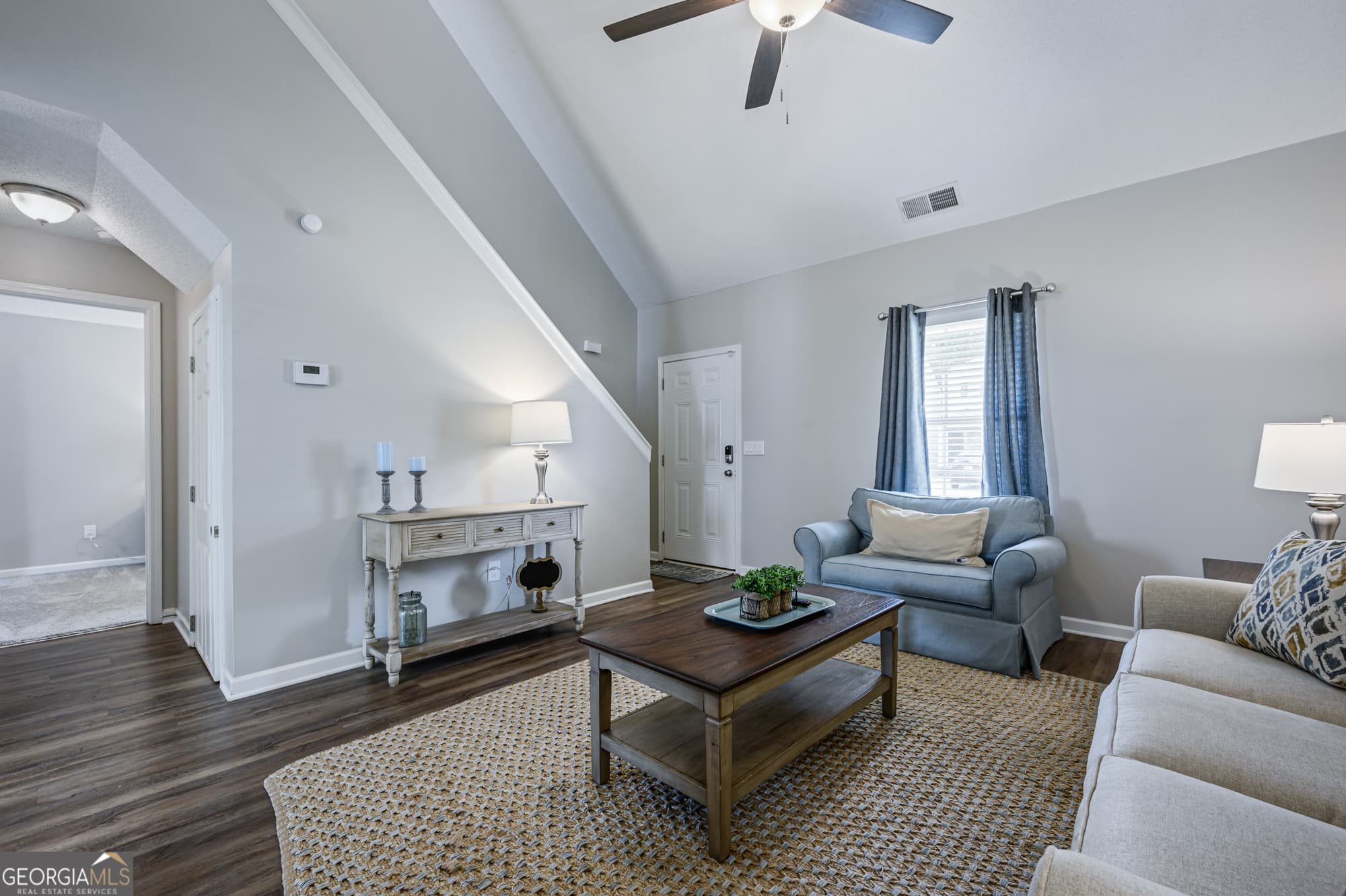 4 bedroom, 2 bathroom single family residence for rent at 31 Middleton Court, Cartersville, GA 30120 for $5,342 a month — photo 6