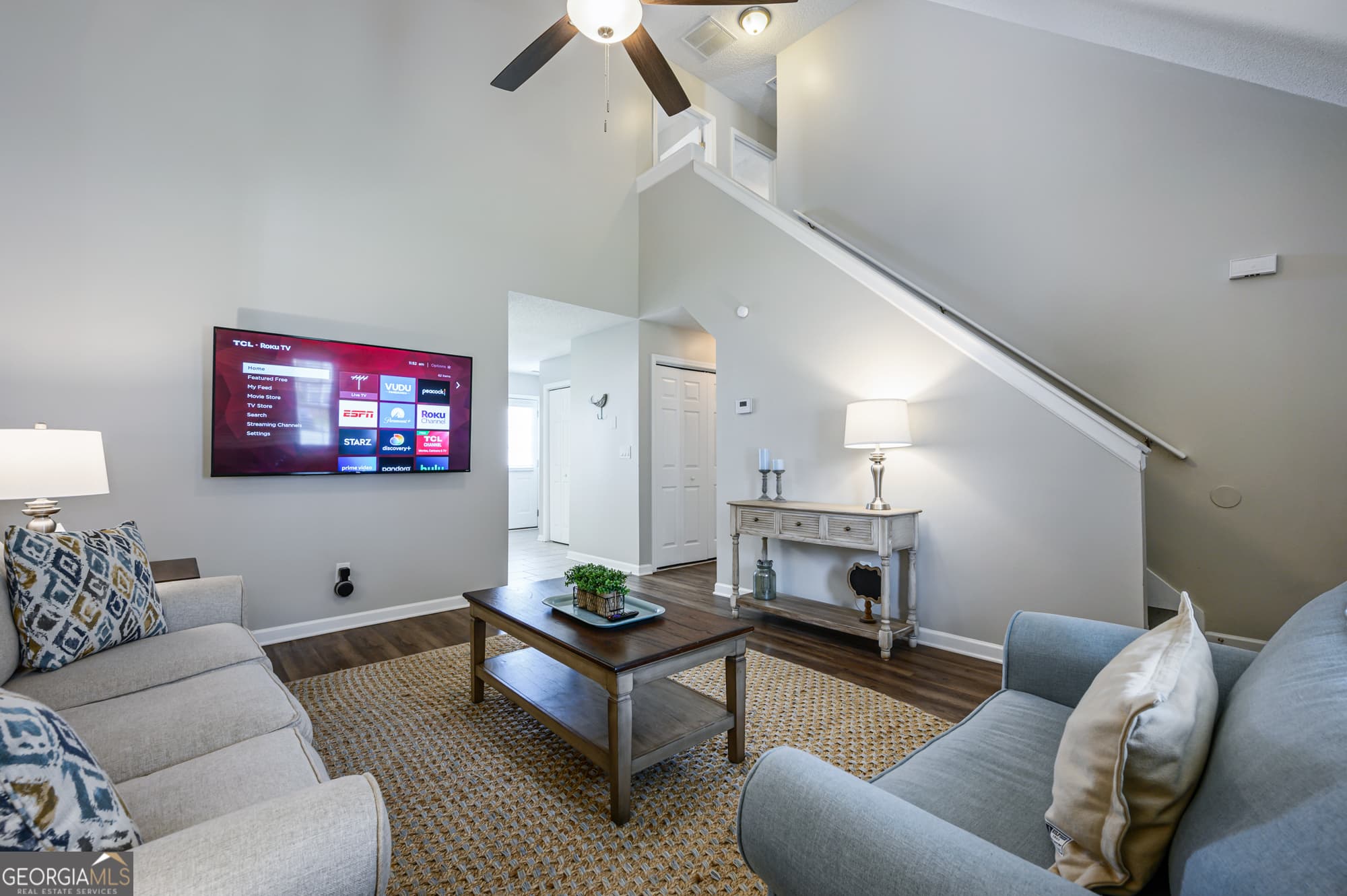 4 bedroom, 2 bathroom single family residence for rent at 31 Middleton Court, Cartersville, GA 30120 for $5,342 a month — photo 5