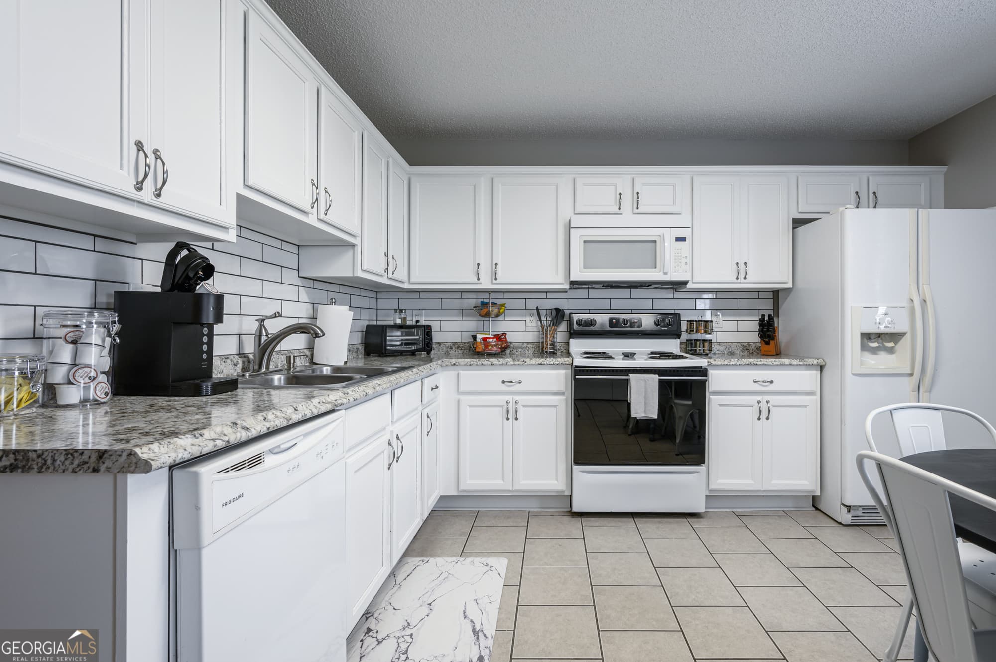 4 bedroom, 2 bathroom single family residence for rent at 31 Middleton Court, Cartersville, GA 30120 for $5,342 a month — photo 10