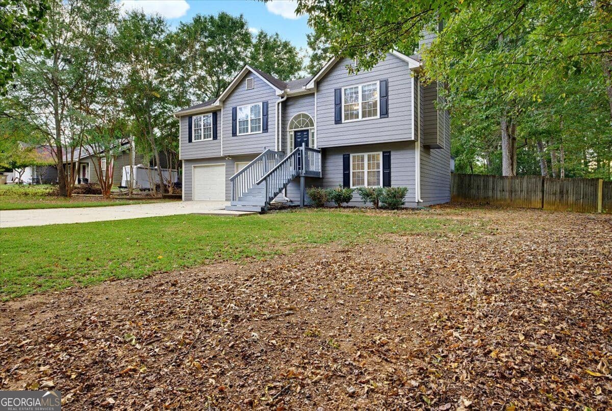 4 bedroom, 3 bathroom, 2,082 sq ft single family residence for sale at 334 Hill S Pointe Court, Bethlehem, GA 30620 — photo 3