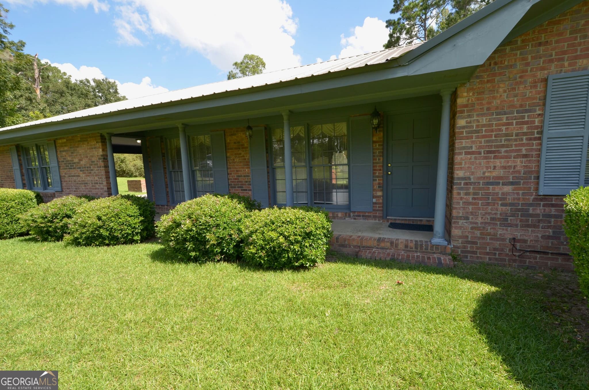 3 bedroom, 2 bathroom, 1,946 sq ft single family residence for sale at 46 Jim Harp Road, Eastman, GA 31023 — photo 2