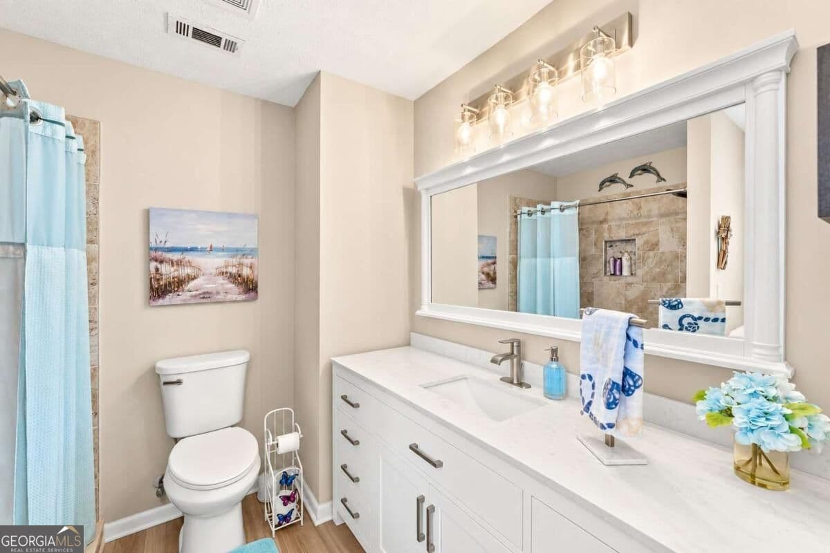 2 bedroom, 1 bathroom, 900 sq ft single family residence for sale at 2560 Fairlane Drive, Cumming, GA 30041 — photo 8