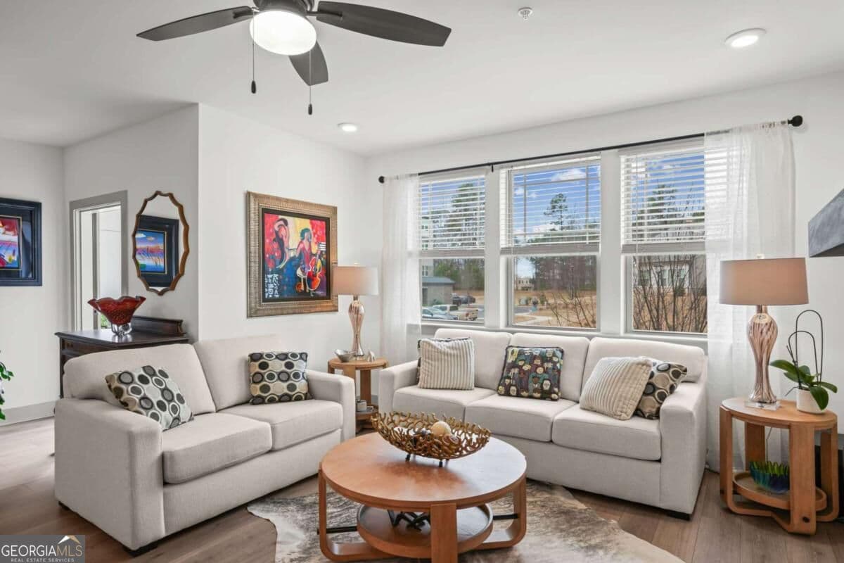 3 bedroom, 2 bathroom, 1,896 sq ft condominium for sale at 3342 Orwell Way 1206, Cumming, GA 30041 — photo 6