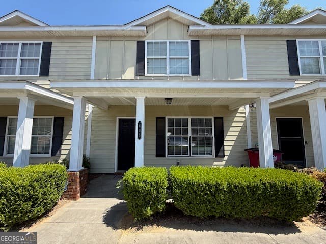 3 bedroom, 3.5 bathroom, 1,590 sq ft townhouse for sale at 605 Glade Fern Way, Tifton, GA 31794