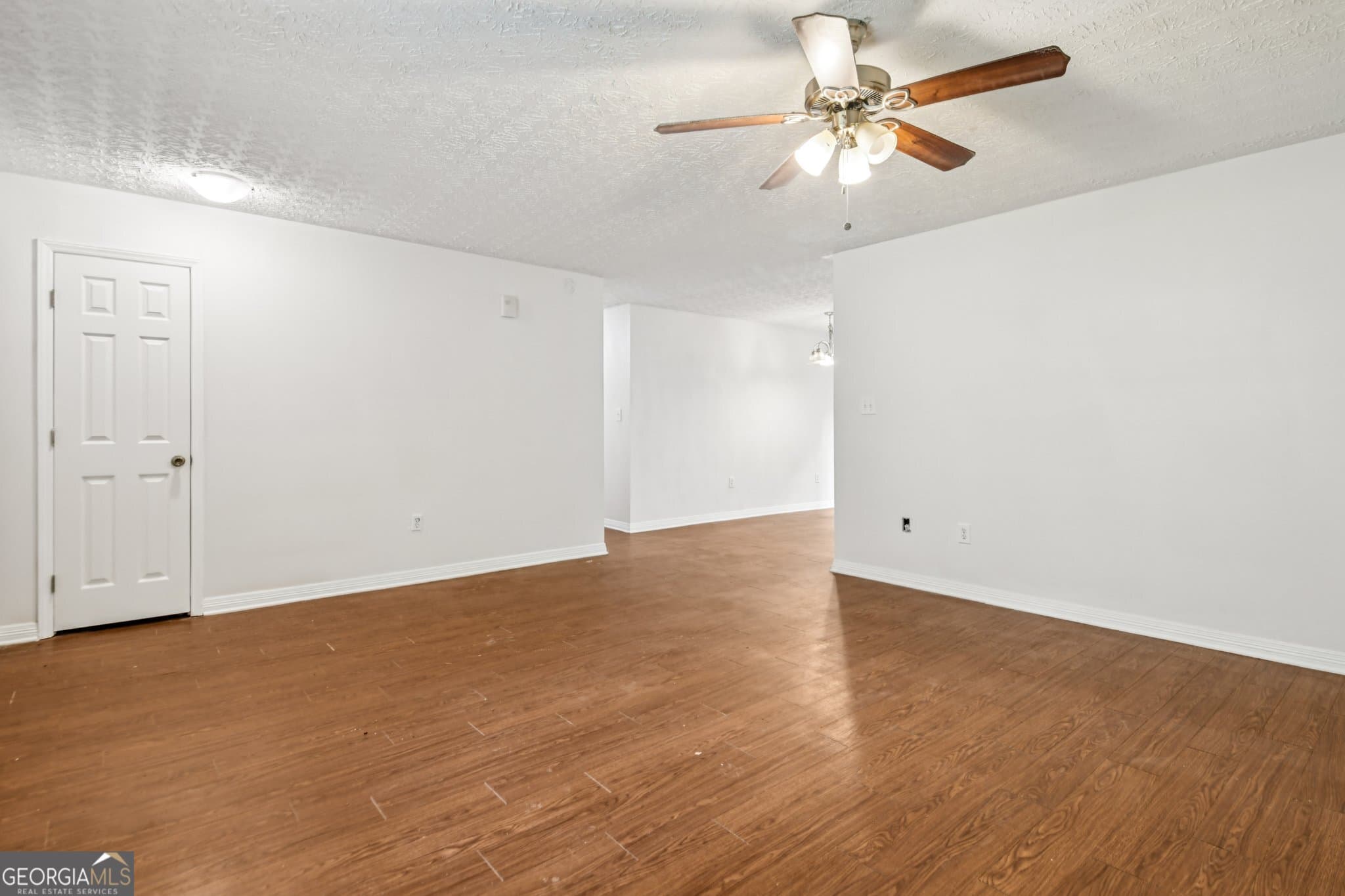 3 bedroom, 2 bathroom, 1,410 sq ft single family residence for sale at 103 N Circle Drive, Ellenwood, GA 30294 — photo 9