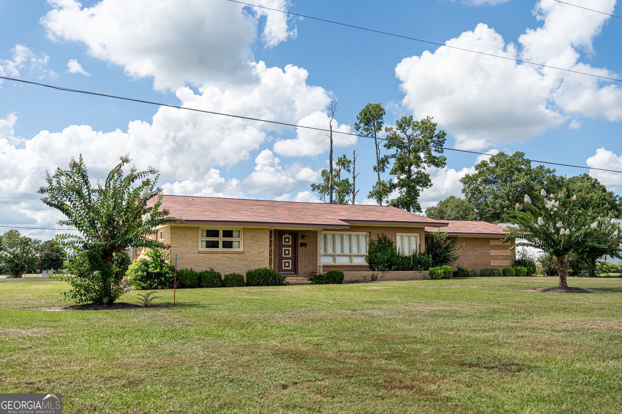 4 bedroom, 2 bathroom, 2,552 sq ft single family residence for sale at 410 S Newcombe Avenue, Donalsonville, GA 39845 — photo 6