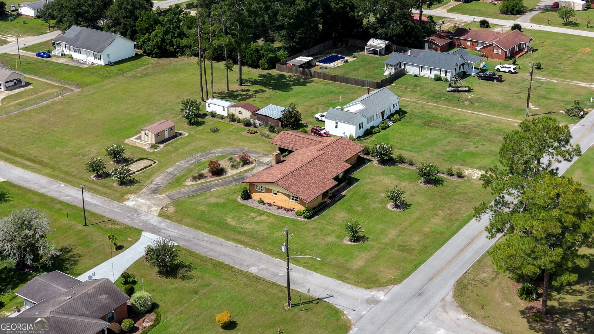 4 bedroom, 2 bathroom, 2,552 sq ft single family residence for sale at 410 S Newcombe Avenue, Donalsonville, GA 39845 — photo 10
