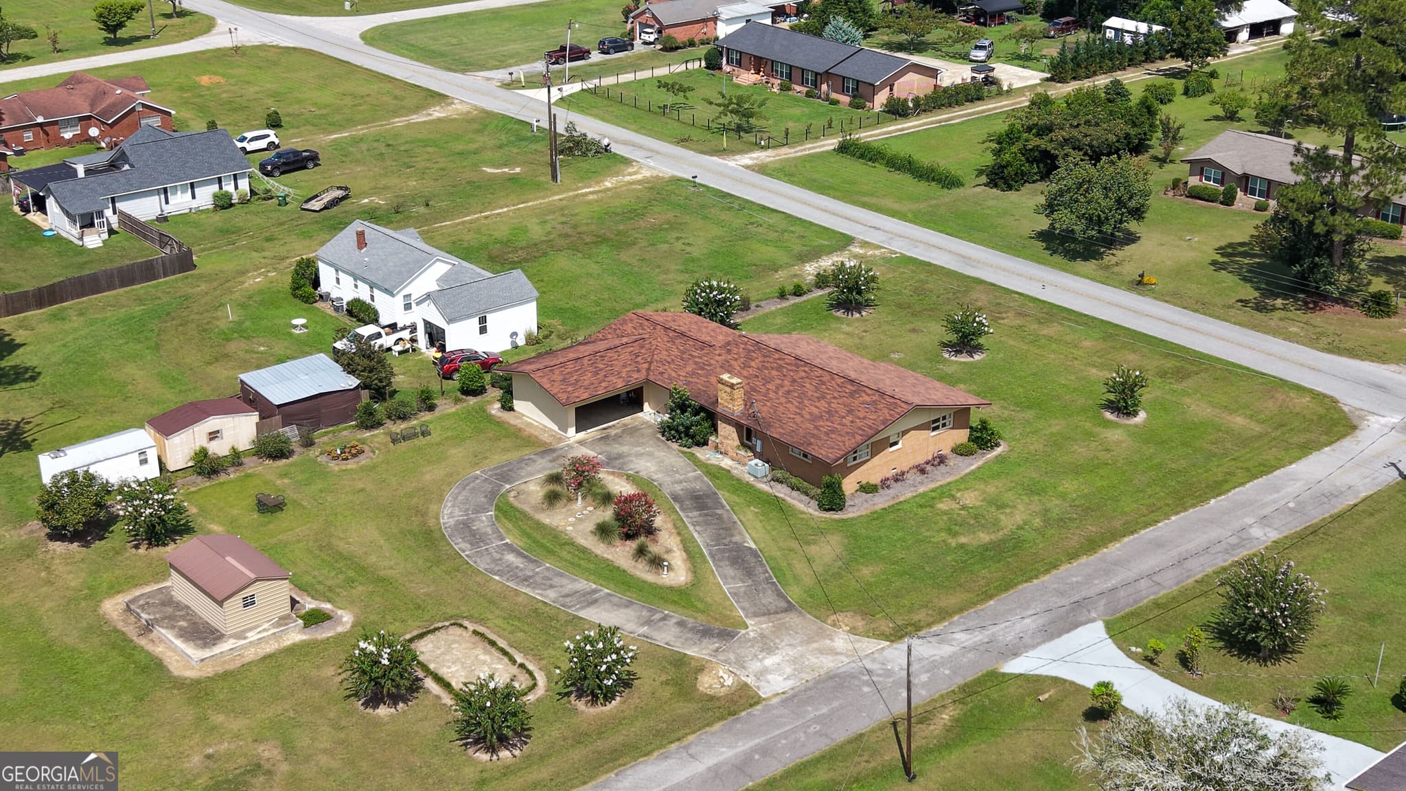 4 bedroom, 2 bathroom, 2,552 sq ft single family residence for sale at 410 S Newcombe Avenue, Donalsonville, GA 39845 — photo 8
