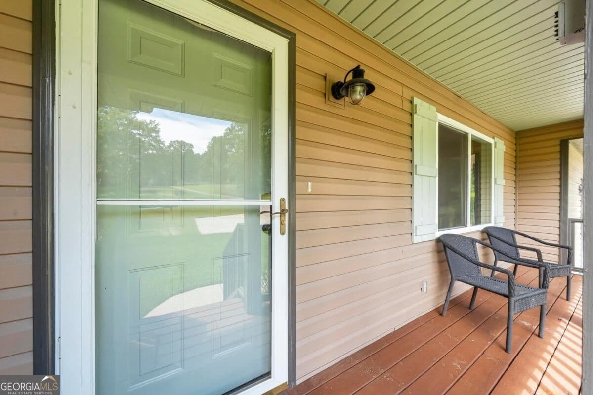 3 bedroom, 2 bathroom, 1,529 sq ft single family residence for sale at 132 Island Drive, Milledgeville, GA 31061 — photo 9