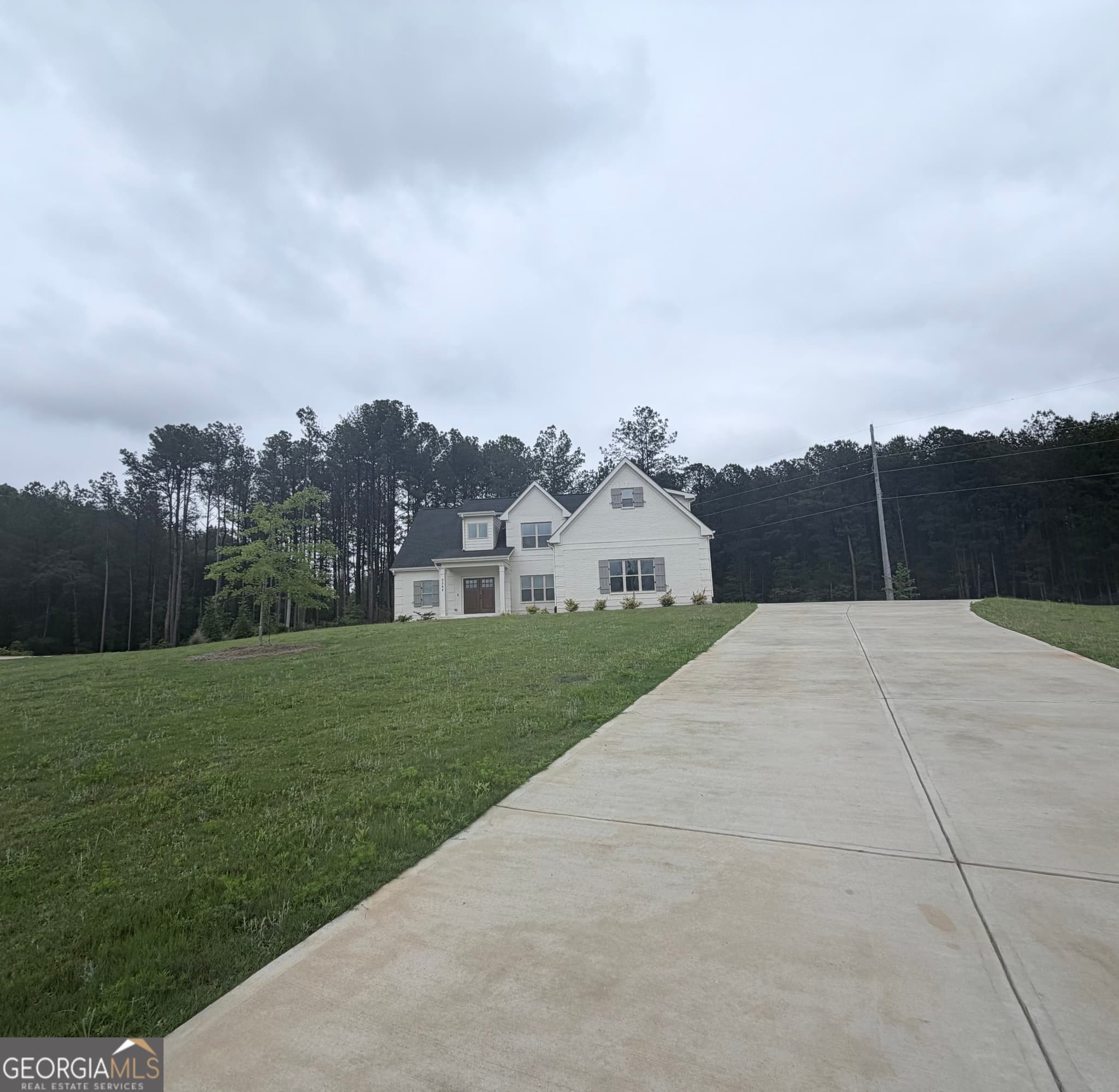 5 bedroom, 4 bathroom, 2,887 sq ft single family residence for sale at 2342 Beebalm Drive, Statham, GA 30666 — photo 3