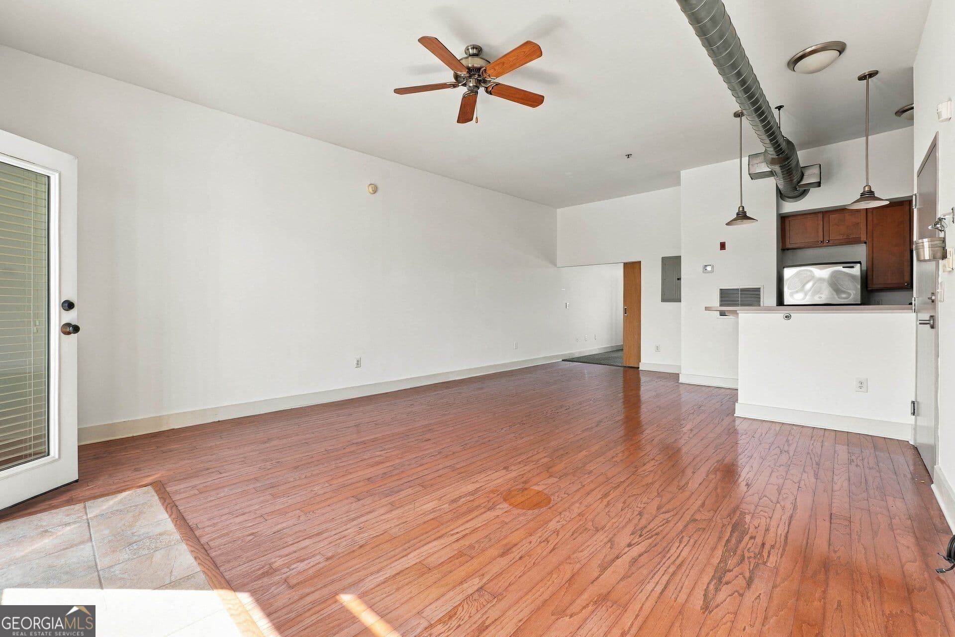 1 bedroom, 1 bathroom, 750 sq ft condominium for sale at 502 Pryor Street 302, Atlanta, GA 30312 — photo 7