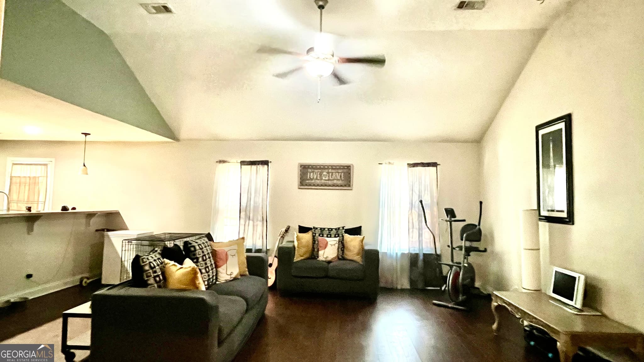 3 bedroom, 2 bathroom, 1,527 sq ft single family residence for sale at 2 Farrington Court, Guyton, GA 31312 — photo 2