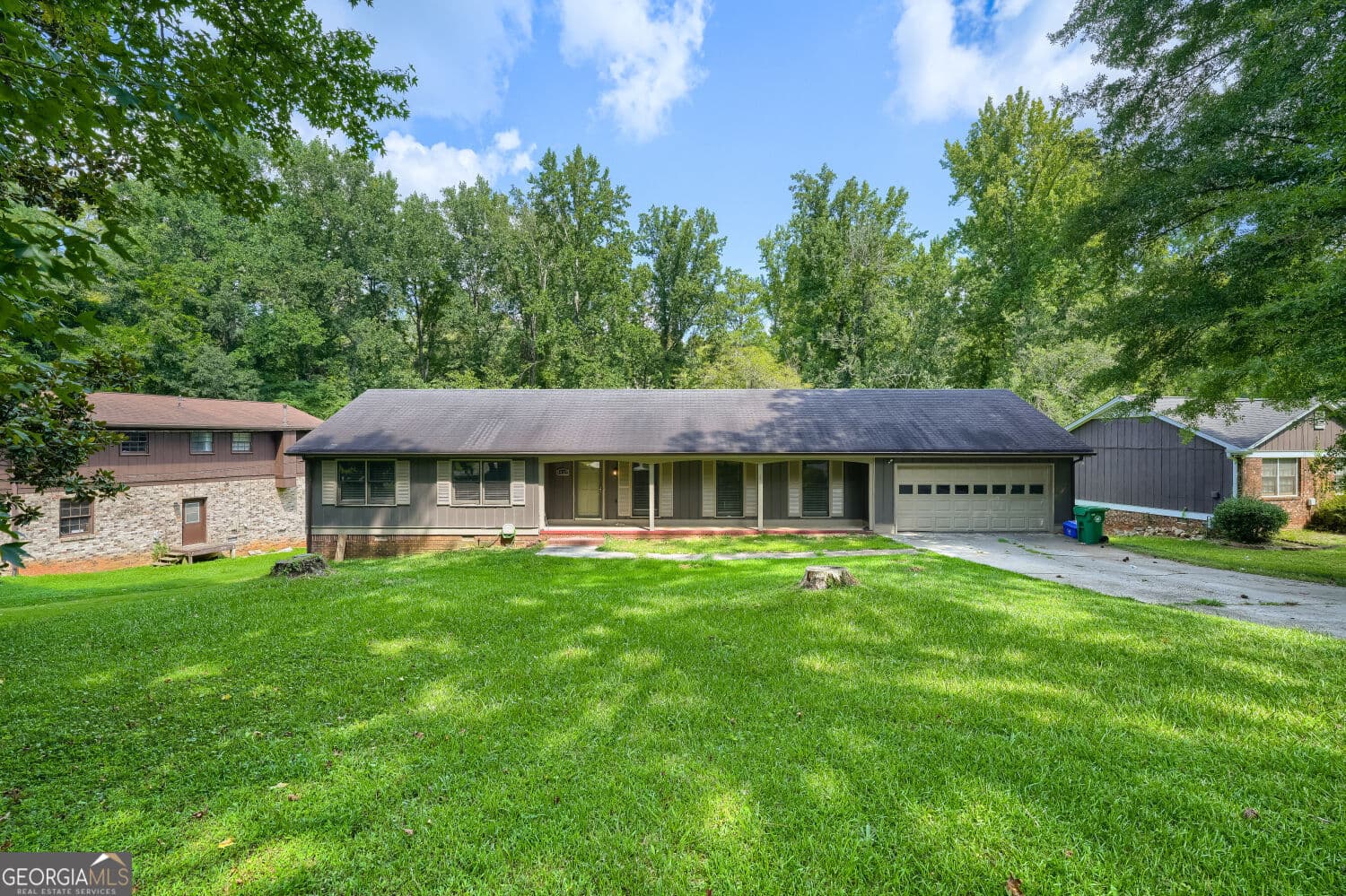 4 bedroom, 3 bathroom, 2,176 sq ft single family residence for sale at 4634 S Hope Springs Road, Stone Mountain, GA 30083 — photo 3