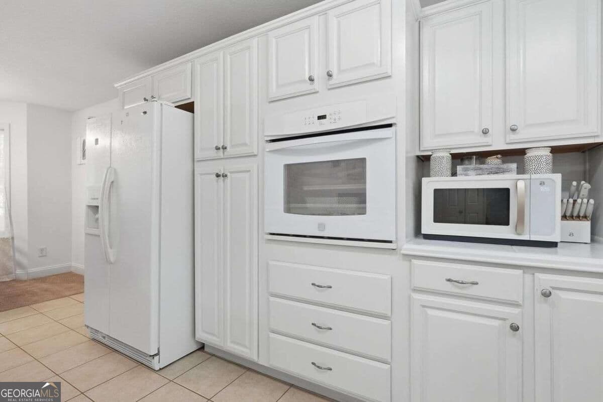 4 bedroom, 3 bathroom, 2,105 sq ft single family residence for sale at 84 Barker Trail Road, Cleveland, GA 30528 — photo 7