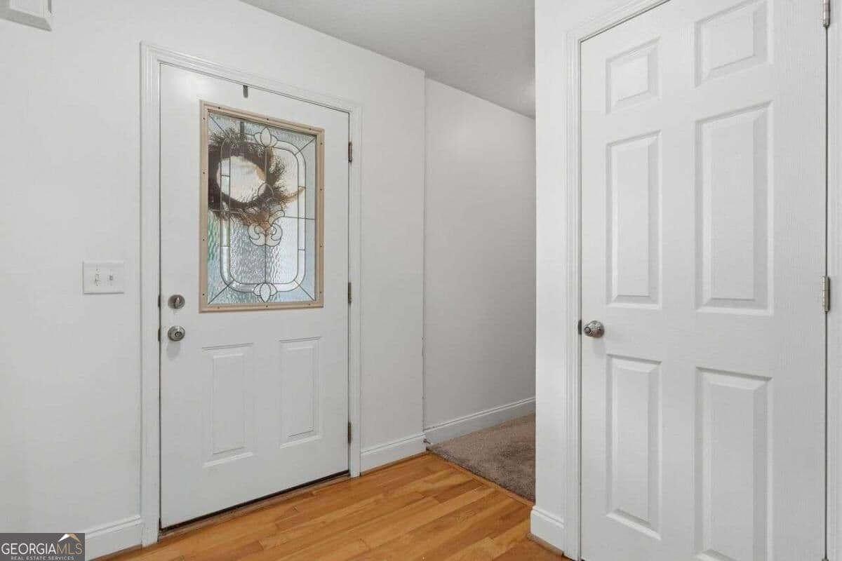 4 bedroom, 3 bathroom, 2,105 sq ft single family residence for sale at 84 Barker Trail Road, Cleveland, GA 30528 — photo 3