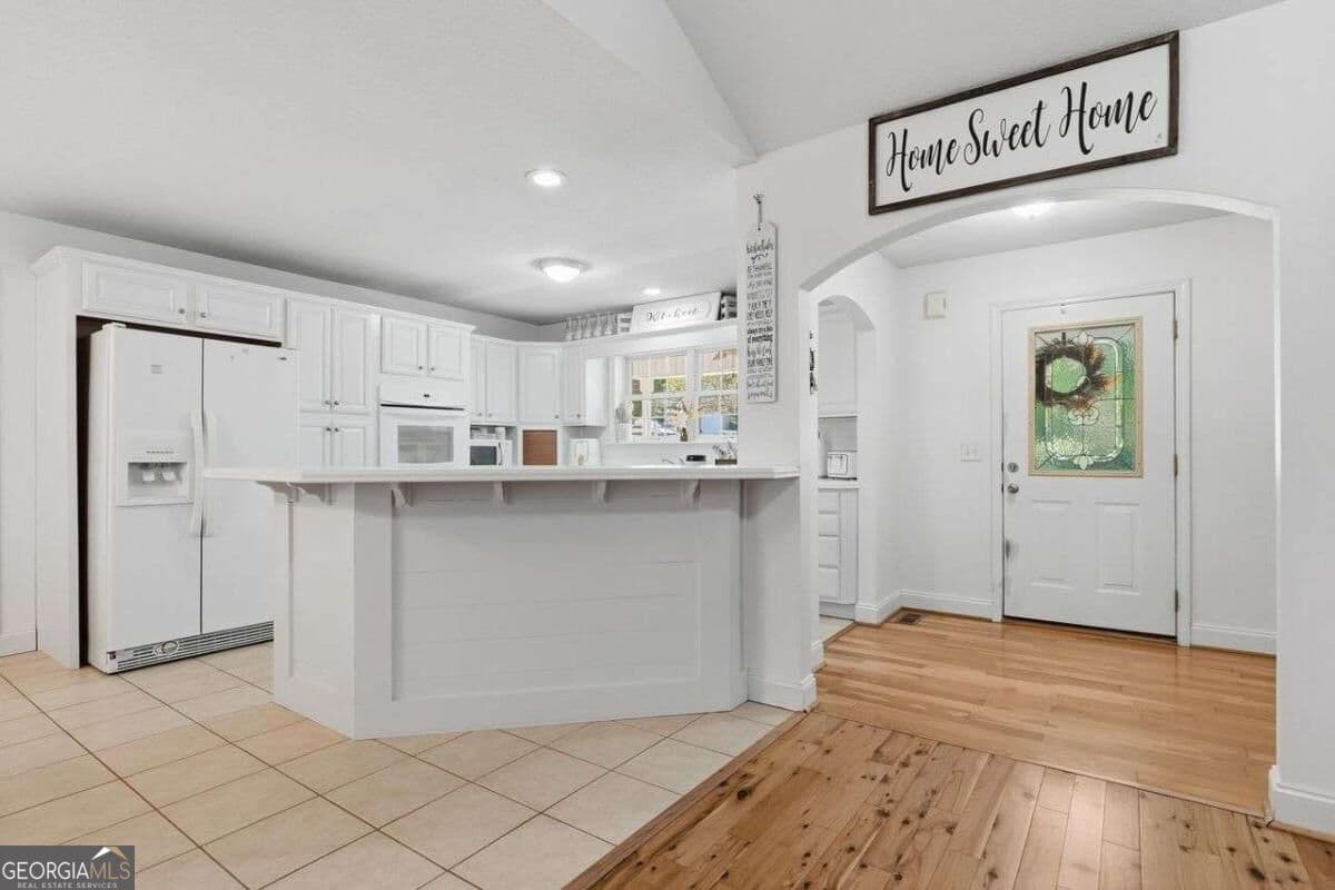 4 bedroom, 3 bathroom, 2,105 sq ft single family residence for sale at 84 Barker Trail Road, Cleveland, GA 30528 — photo 5