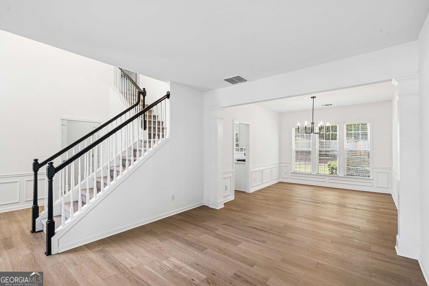 4 bedroom, 2.5 bathroom, 2,421 sq ft single family residence for sale at 941 Bendleton Drive, Woodstock, GA 30188 — photo 8