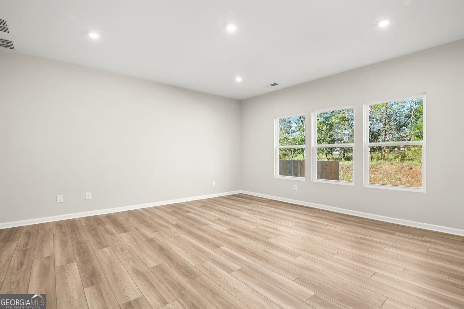 4 bedroom, 2.5 bathroom, 3,135 sq ft single family residence for sale at 128 Cherry Glen Way, Euharlee, GA 30145 — photo 10