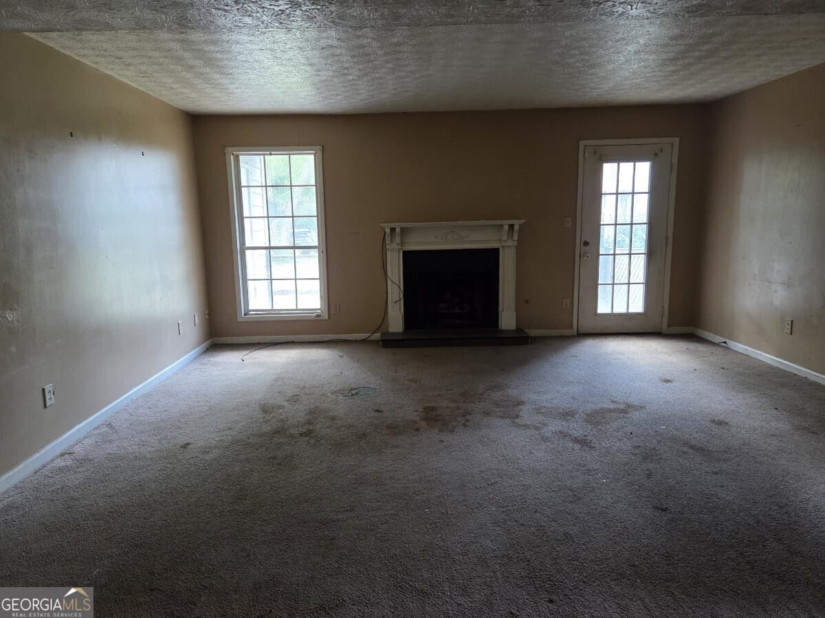 2 bedroom, 2 bathroom, 1,238 sq ft condominium for sale at 9460 Cypress Lane, Jonesboro, GA 30238 — photo 3