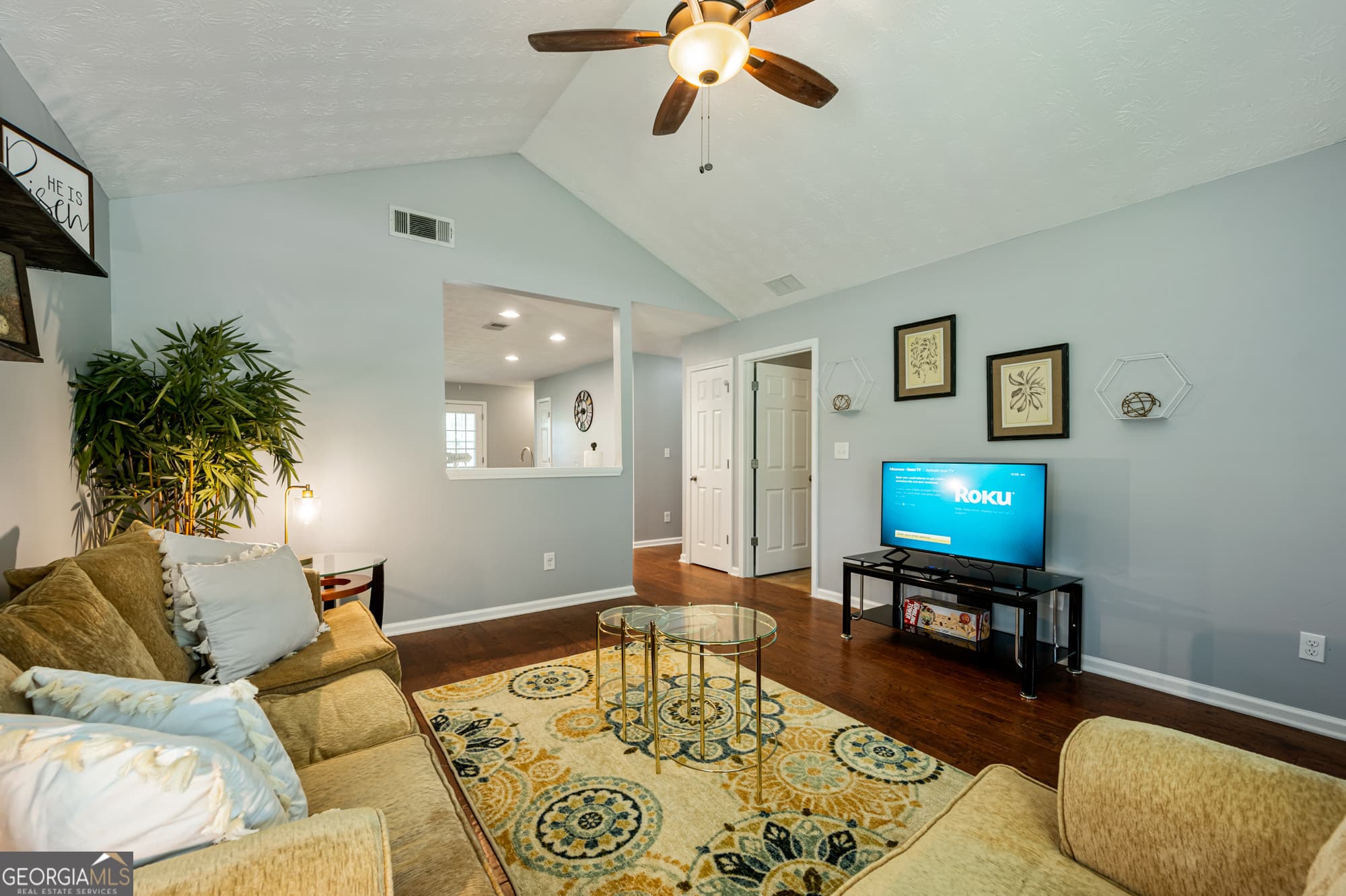 3 bedroom, 2 bathroom single family residence for rent at 18 Larkspur Lane, Emerson, GA 30137 for $4,877 a month — photo 6