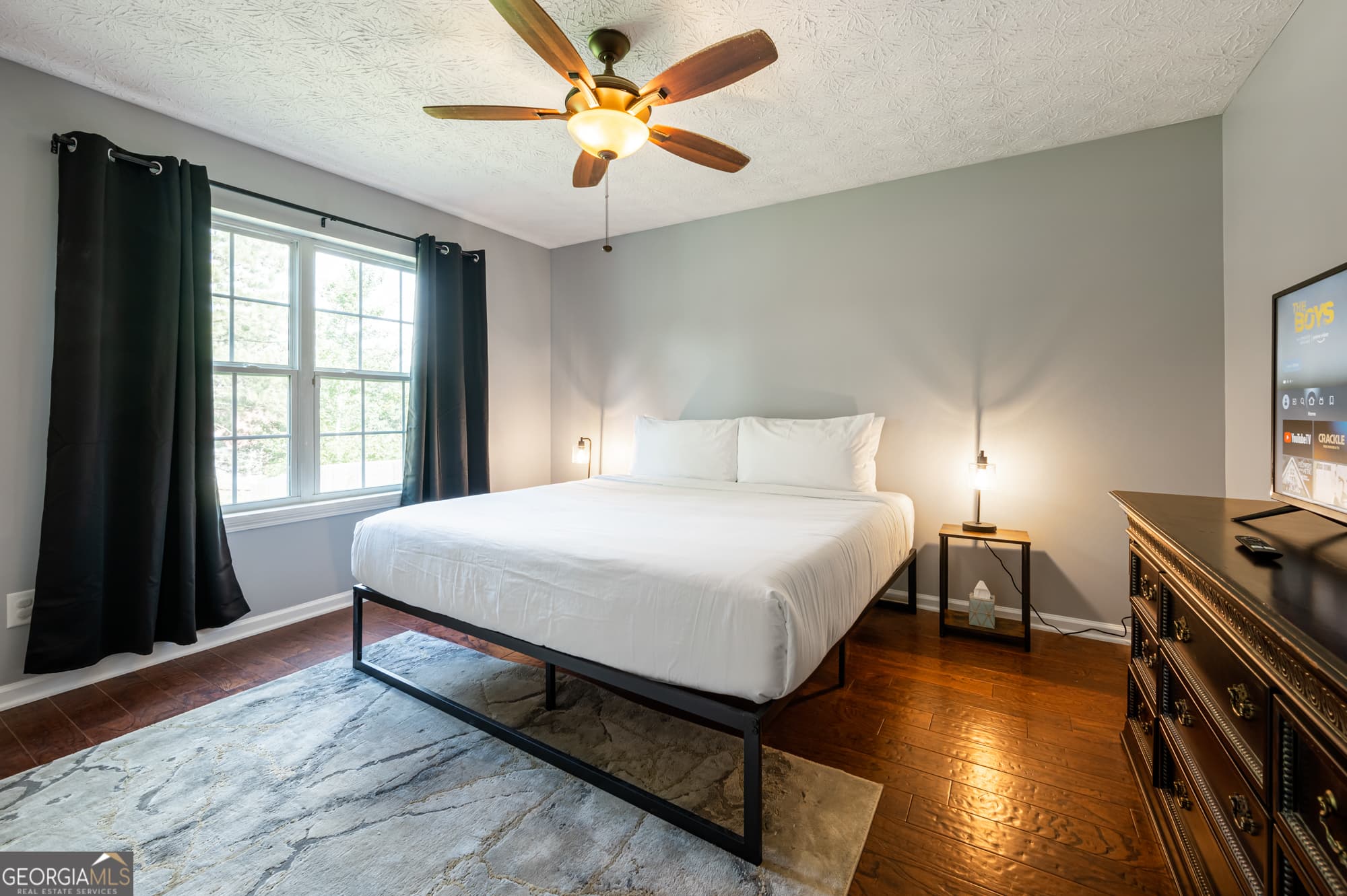 3 bedroom, 2 bathroom single family residence for rent at 18 Larkspur Lane, Emerson, GA 30137 for $4,877 a month — photo 3