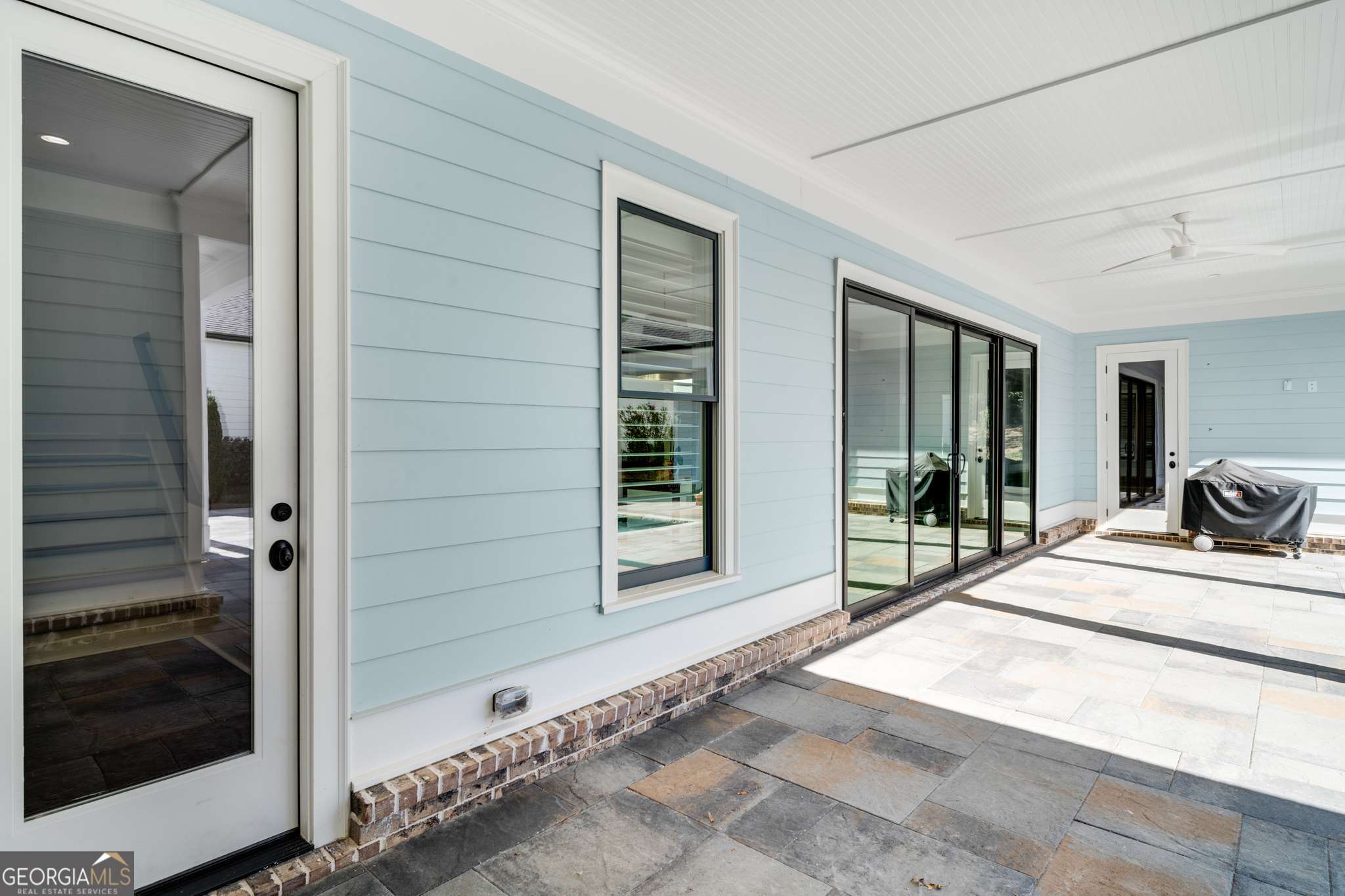 5 bedroom, 5.5 bathroom, 3,935 sq ft single family residence for sale at 2030 Greenleffe Drive, Statham, GA 30666 — photo 8