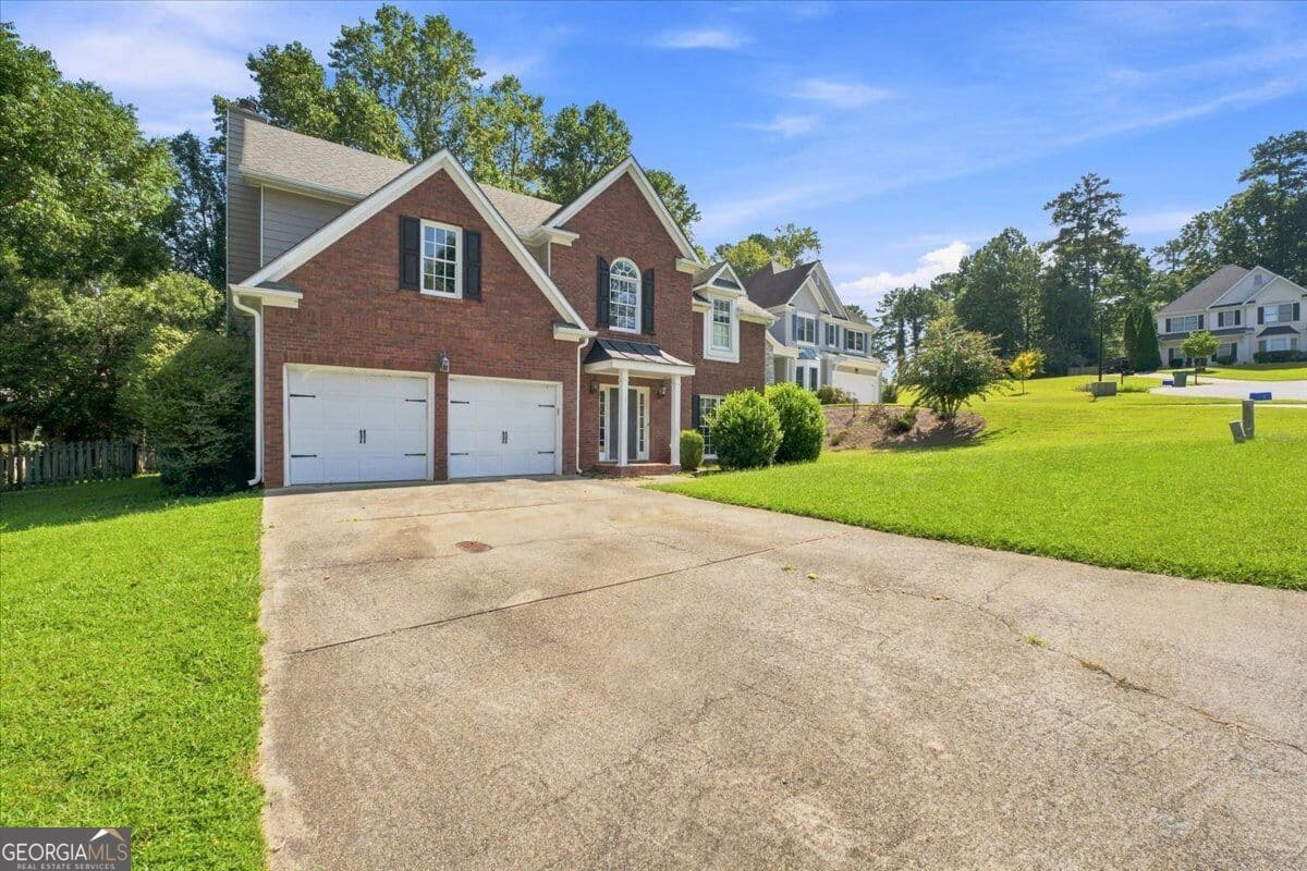 4 bedroom, 2.5 bathroom, 2,454 sq ft single family residence for sale at 4009 Union Walk Circle, Smyrna, GA 30082