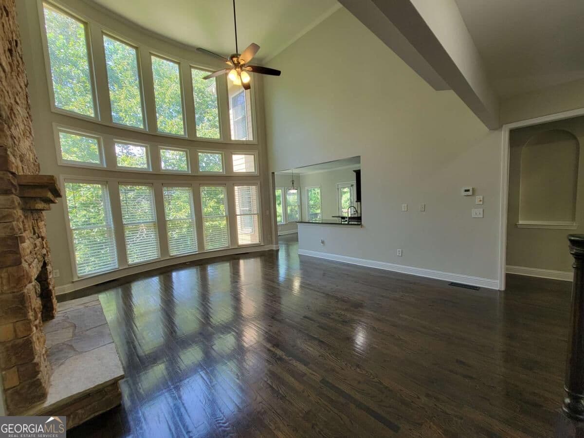 5 bedroom, 4.5 bathroom, 4,492 sq ft single family residence for sale at 6660 Granite Gate Pass, Cumming, GA 30028 — photo 5