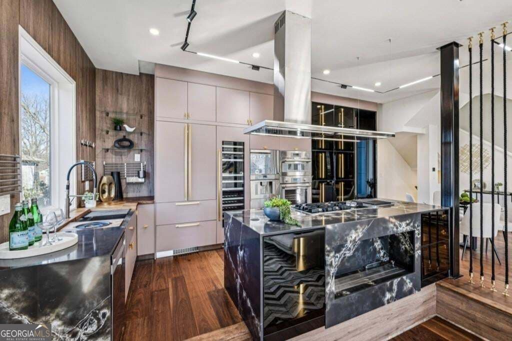 4 bedroom, 4 bathroom, 3,096 sq ft single family residence for rent at 204 South Avenue A, Atlanta, GA 30315 for $4,000 a month — photo 3