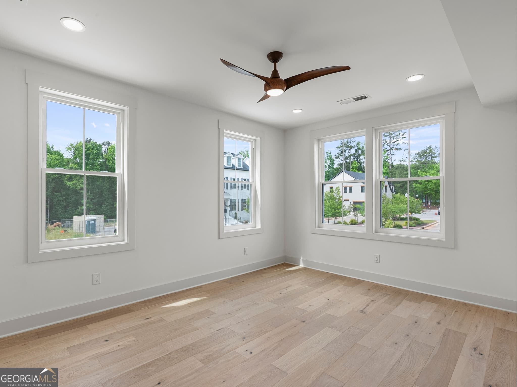 2 bedroom, 2.5 bathroom, 1,540 sq ft condominium for sale at 1050 Blair Lane 104, Peachtree City, GA 30269 — photo 6