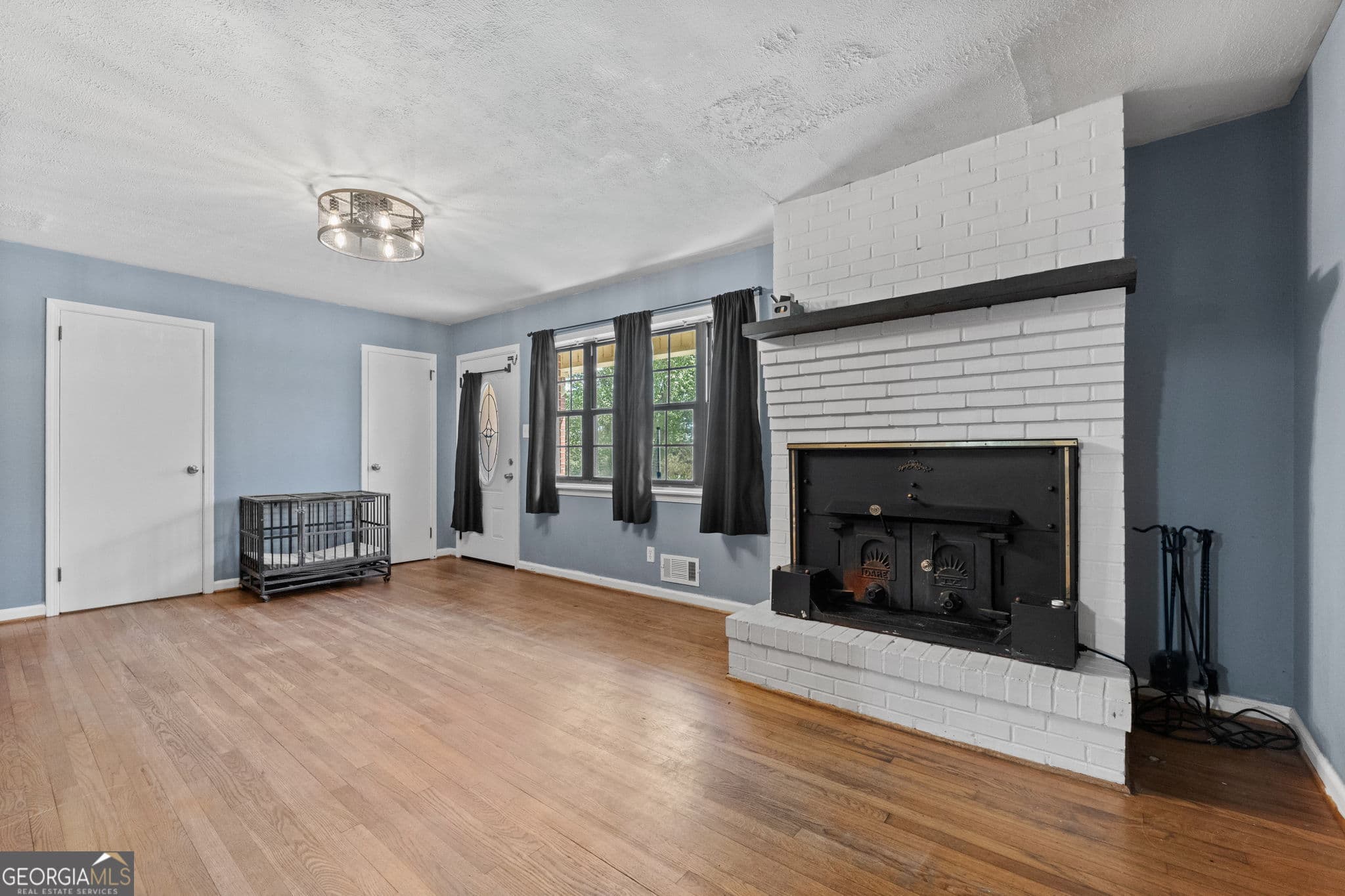 4 bedroom, 2 bathroom, 1,558 sq ft single family residence for sale at 478 Liberty Hill Road, Milner, GA 30257 — photo 6