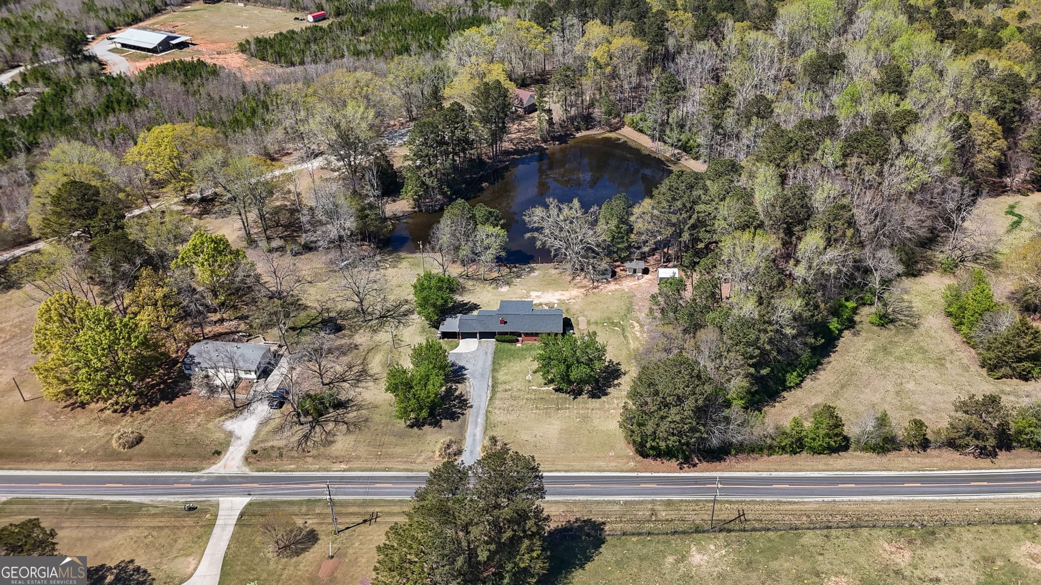 4 bedroom, 2 bathroom, 1,558 sq ft single family residence for sale at 478 Liberty Hill Road, Milner, GA 30257 — photo 3