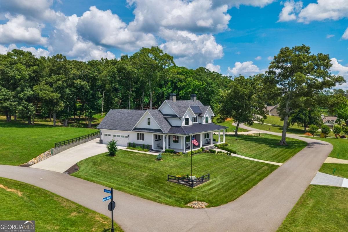 5 bedroom, 3.5 bathroom, 3,463 sq ft single family residence for sale at 24 Farmland Court, Blairsville, GA 30512 — photo 3