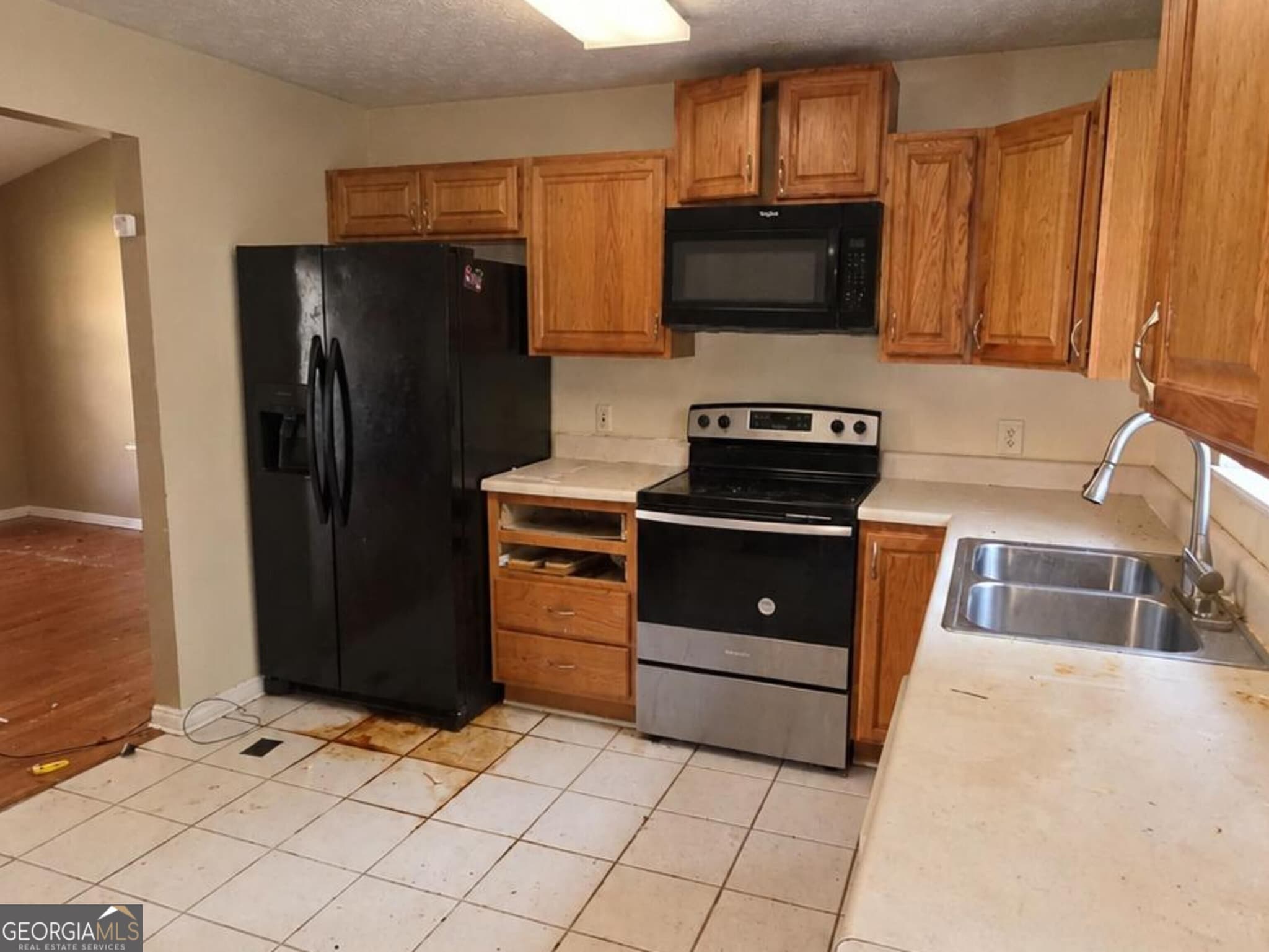 4 bedroom, 2 bathroom, 1,292 sq ft single family residence for sale at 127 Woodridge Circle, Lagrange, GA 30241 — photo 6