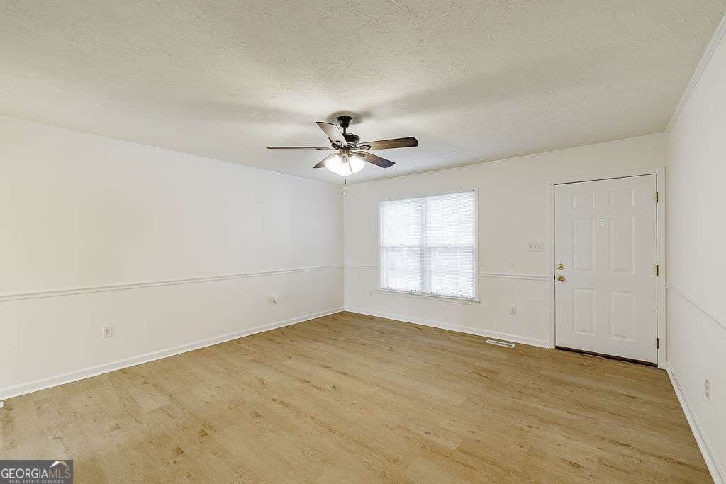 4 bedroom, 2 bathroom, 1,388 sq ft single family residence for sale at 135 Longbranch Court, Athens, GA 30605 — photo 5