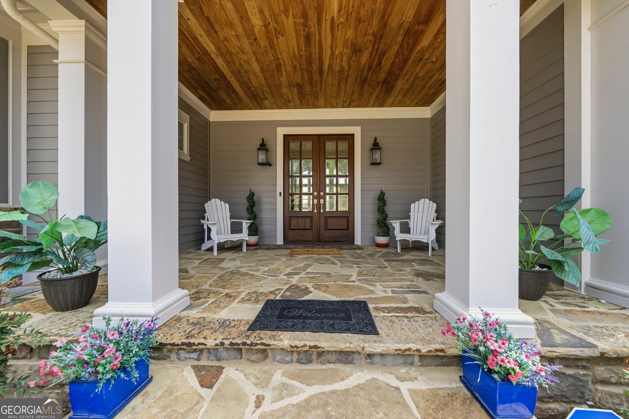 5 bedroom, 5.5 bathroom, 6,000 sq ft single family residence for sale at 1060 Ridge Grove Court, Greensboro, GA 30642 — photo 4