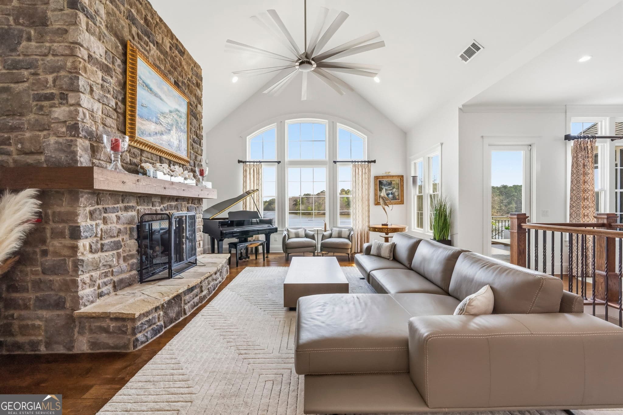 5 bedroom, 5.5 bathroom, 6,000 sq ft single family residence for sale at 1060 Ridge Grove Court, Greensboro, GA 30642 — photo 8