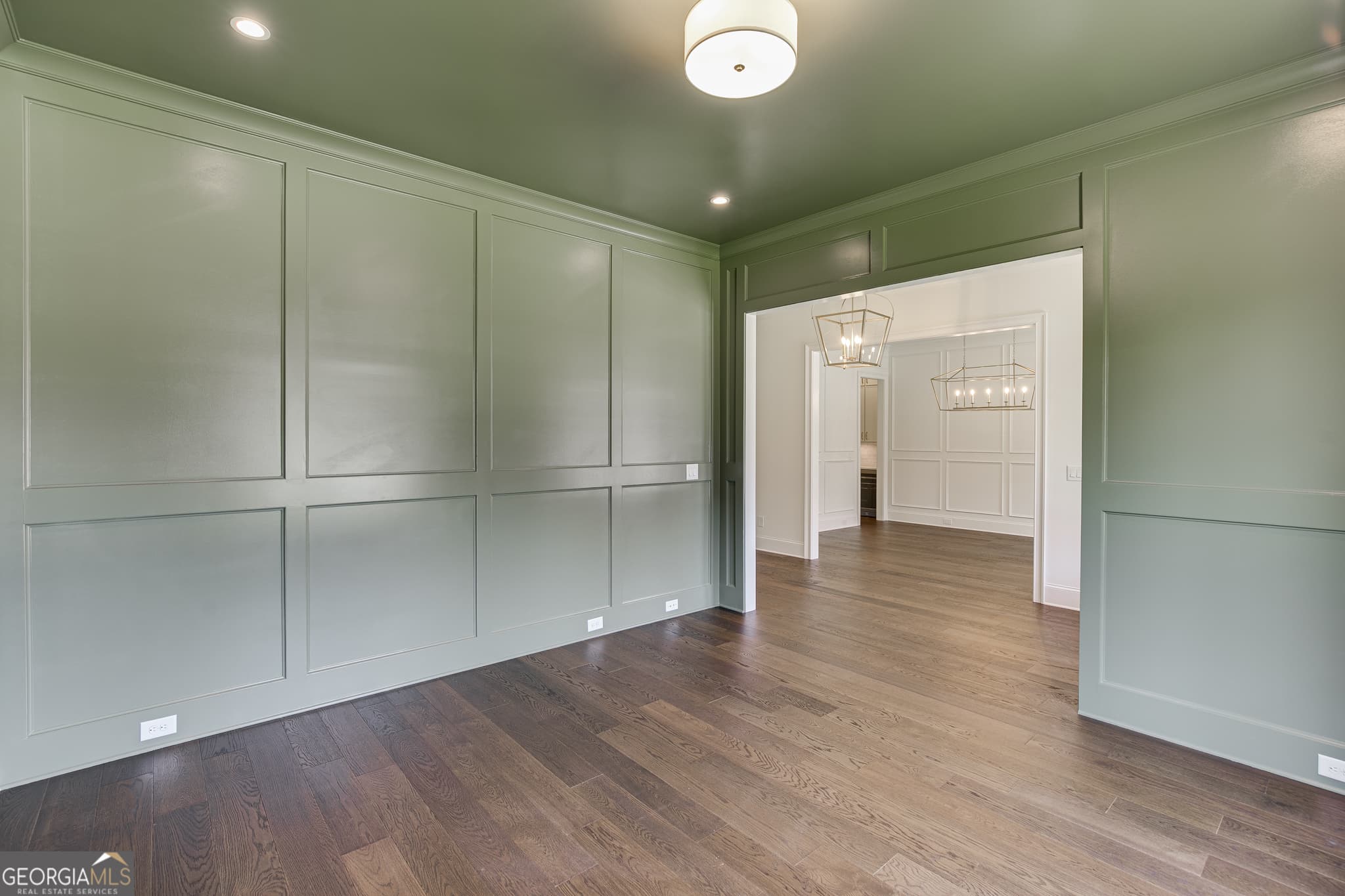 4 bedroom, 4.5 bathroom, 4,417 sq ft single family residence for sale at 2971 N Bogan Road 2, Buford, GA 30519 — photo 8