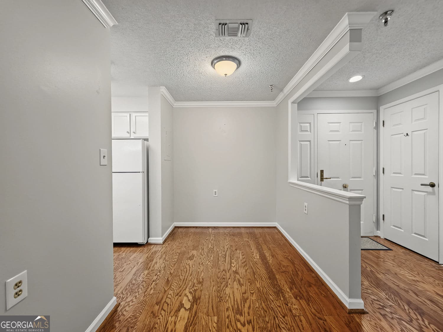 1 bedroom, 1 bathroom, 800 sq ft condominium for sale at 1800 Clairmont Lk A525, Decatur, GA 30033 — photo 10