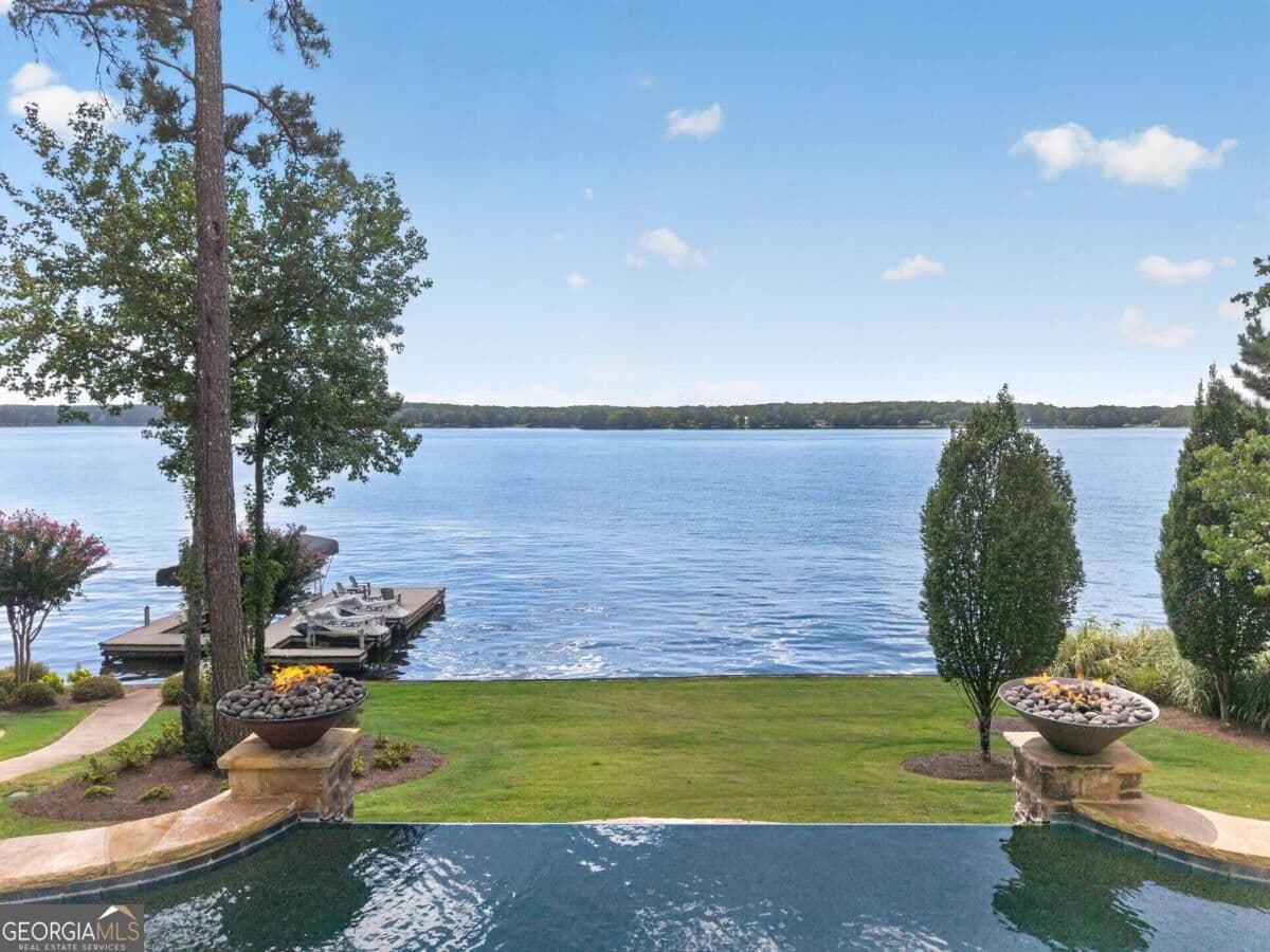 5 bedroom, 5.5 bathroom, 5,077 sq ft single family residence for sale at 1131 Kingfisher Point, Greensboro, GA 30642 — photo 7