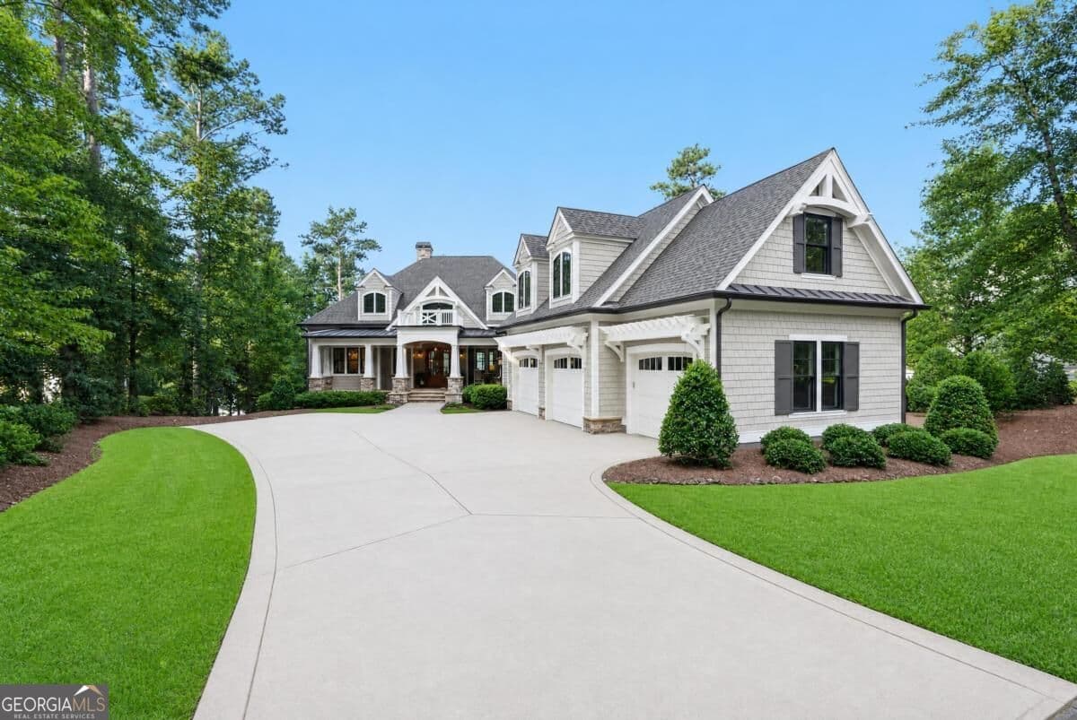 5 bedroom, 5.5 bathroom, 5,077 sq ft single family residence for sale at 1131 Kingfisher Point, Greensboro, GA 30642 — photo 3