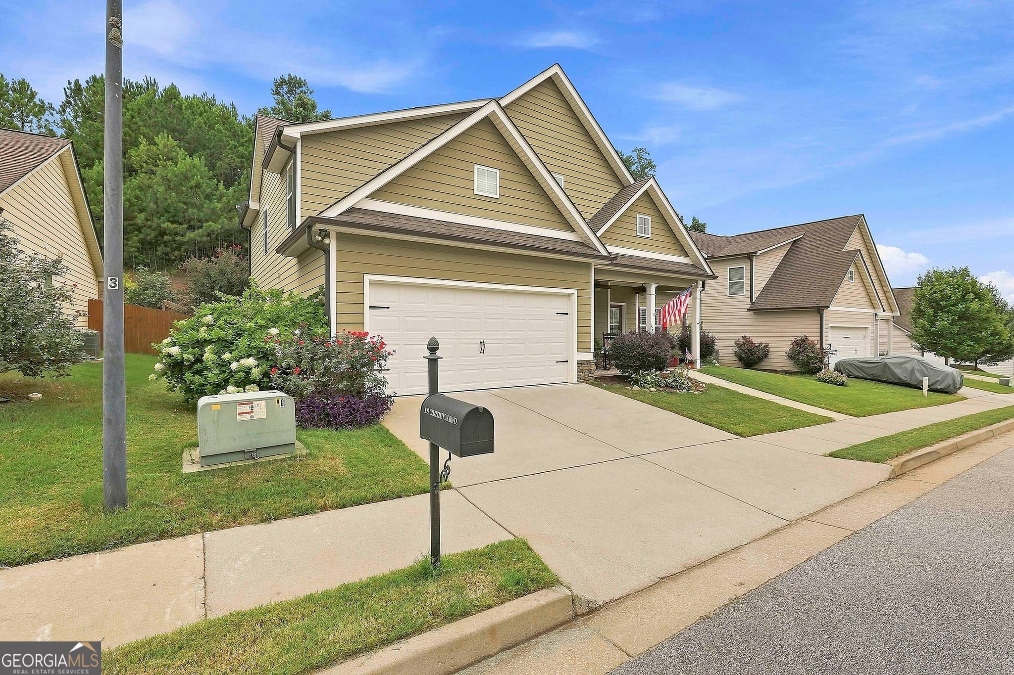 4 bedroom, 2.5 bathroom, 2,569 sq ft single family residence for sale at 109 Celebration Boulevard, Lagrange, GA 30241 — photo 2