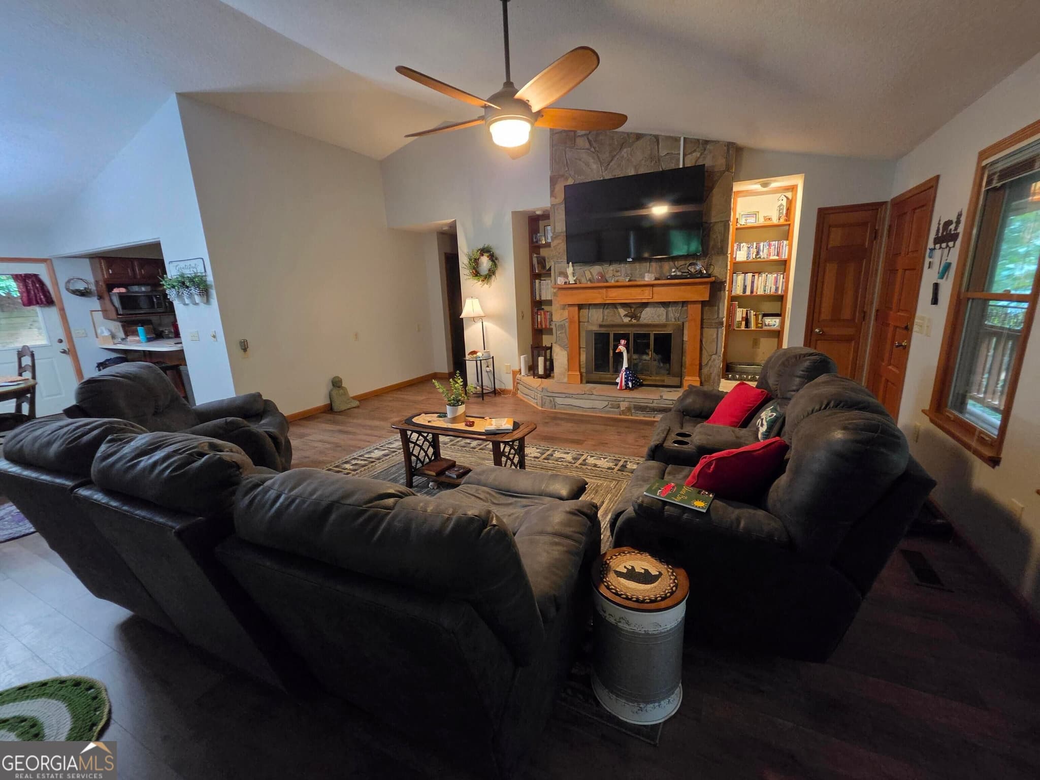 3 bedroom, 3 bathroom, 2,861 sq ft single family residence for sale at 445 Helton Creek Road, Blairsville, GA 30512 — photo 6